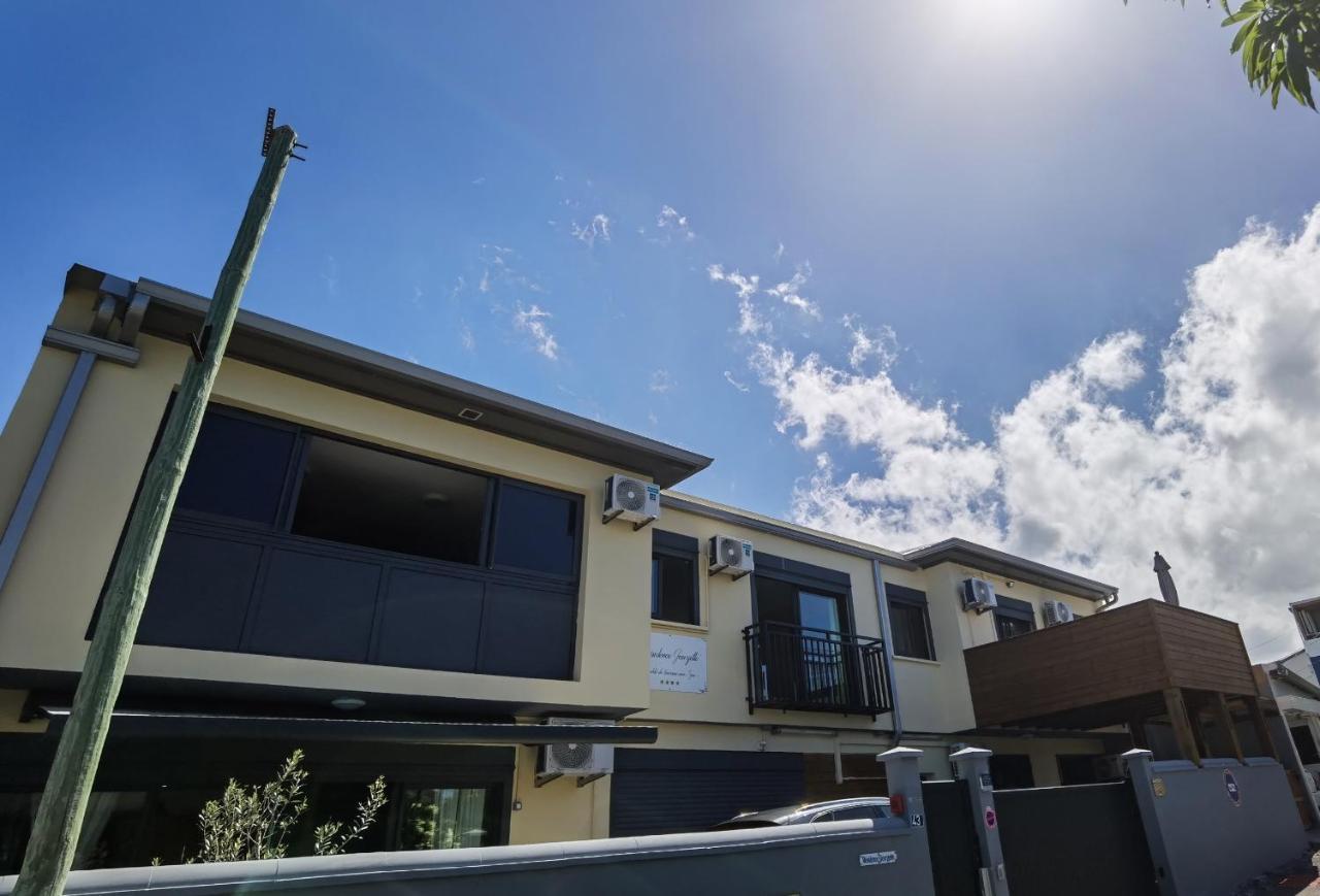 T3 - 100M2 - Residence Georgette Terre Sainte Exterior photo